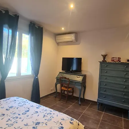 Les Lauriers Fleuris Bed & Breakfast *