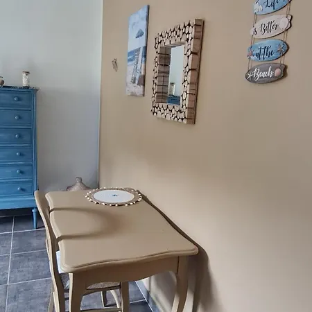 Les Lauriers Fleuris Bed & Breakfast Meounes-les-Montrieux